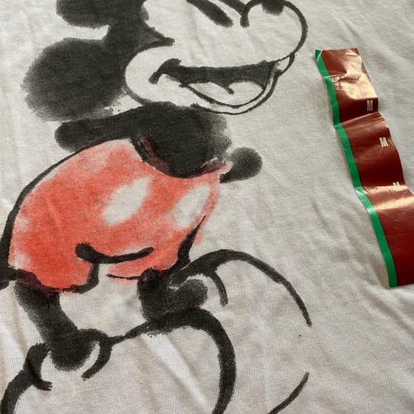 NWT Mickey Mouse t-shirt - Picture 2 of 5